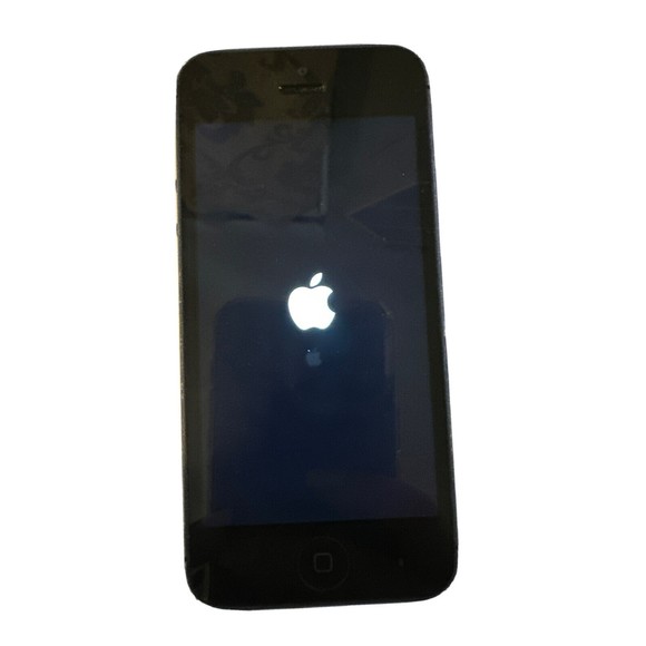 Apple iPhone 5 A1428 Black 4G LTE - FOR PARTS READ DESCRIPTION - Picture 1 of 3